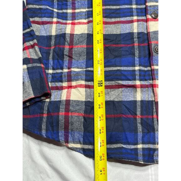 LL Bean Signature XL Slim Fit Flannel Shirt Blue Red Plaid Soft 100% Cotton - Picture 6 of 8
